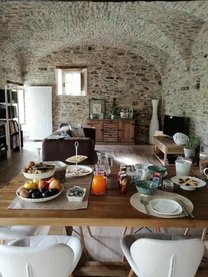 Country-Chic B&B "Il Pozzo E La Macina" Bardi Bagian luar foto