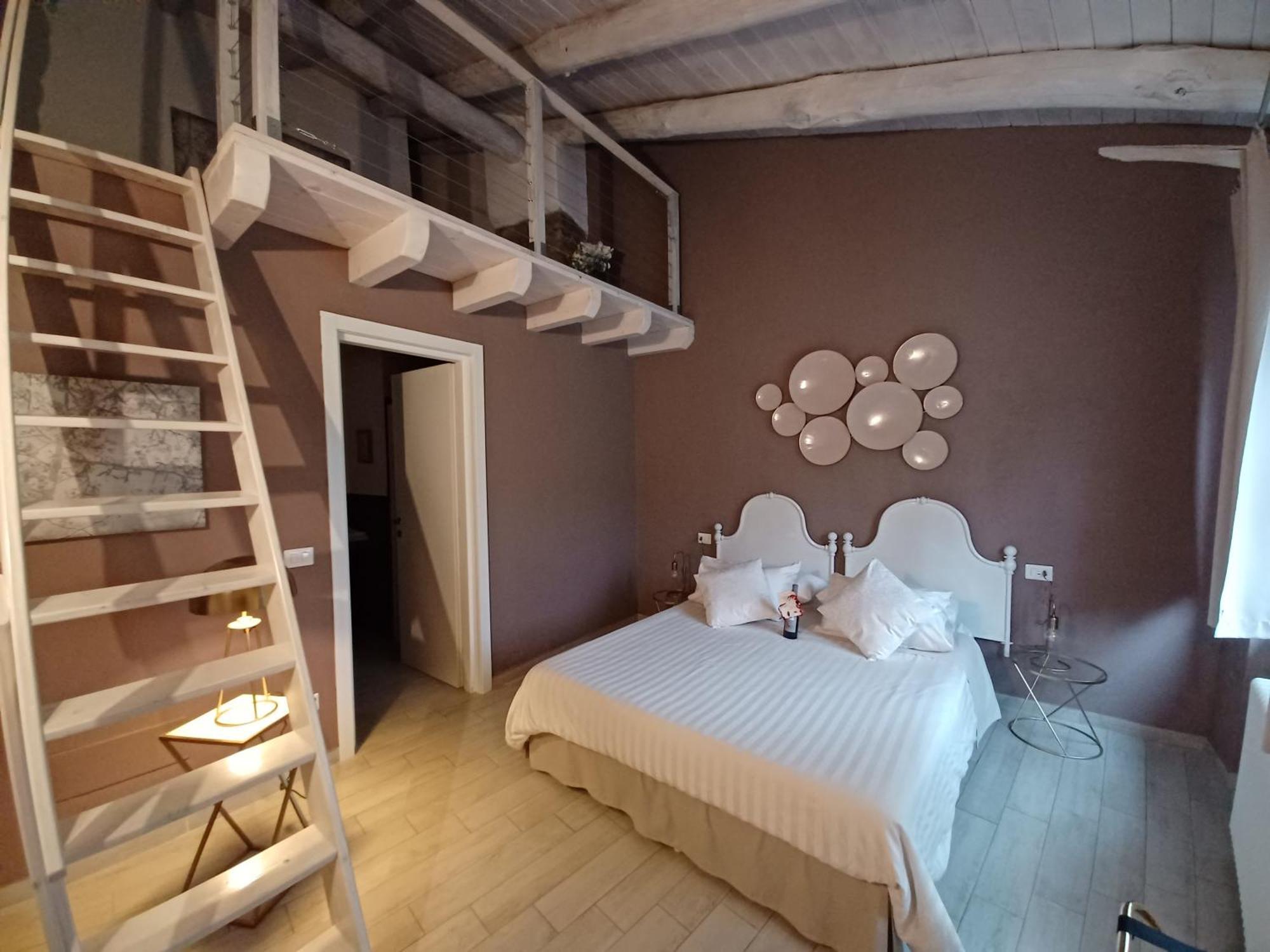 Country-Chic B&B "Il Pozzo E La Macina" Bardi Bagian luar foto